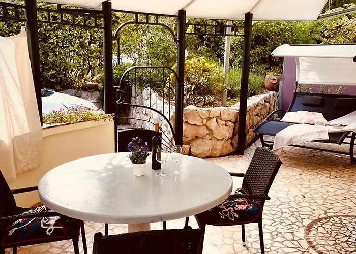 Velebit Apartment Dramalj