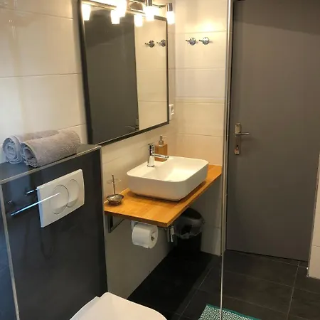 Velebit Apartman *
